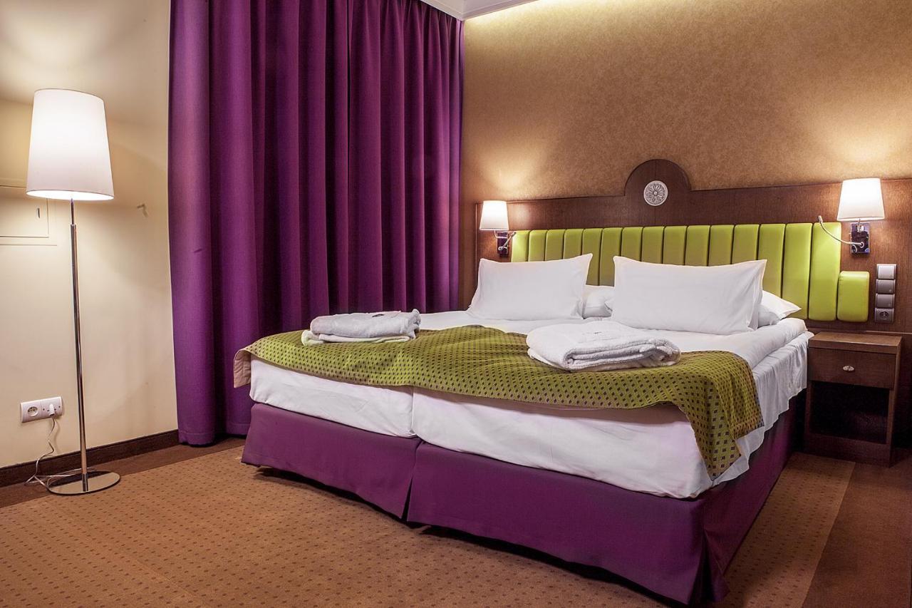 Grand 4* Kielce